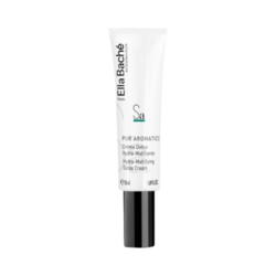 Hydra-Mattifying Detox Cream on white background