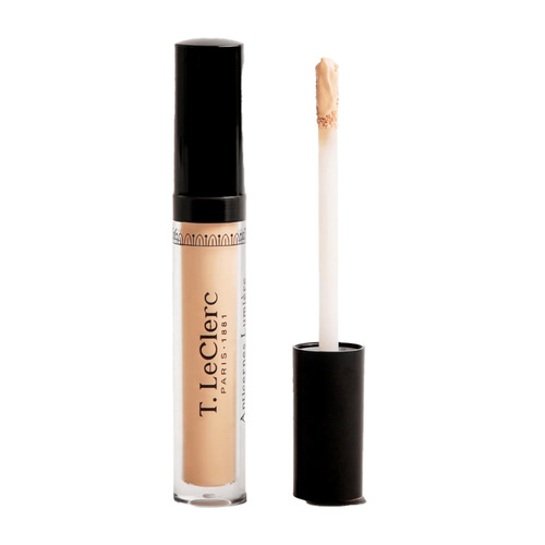 T LeClerc Luminous Correcting Concealer - Ambre (golden beige with warm undertones) on white background