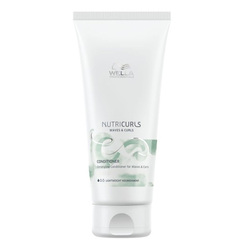 Nutricurls Detangling Conditioner For Waves and Curls on white background