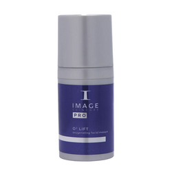 O2 Lift Oxygenating Facial Masque on white background