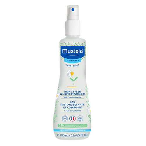 Mustela Skin Freshener on white background