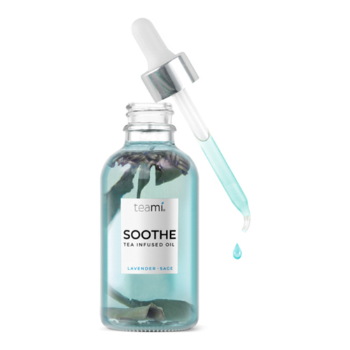 Teami Soothe Facial Oil on white background